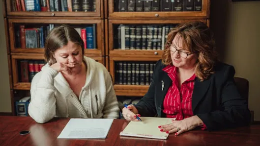 Julie Shipman-Burns Litigation Lawyer