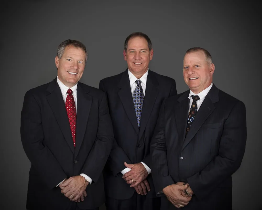 Lee, Gurney & Hess Lawyer Reviews and Ratings